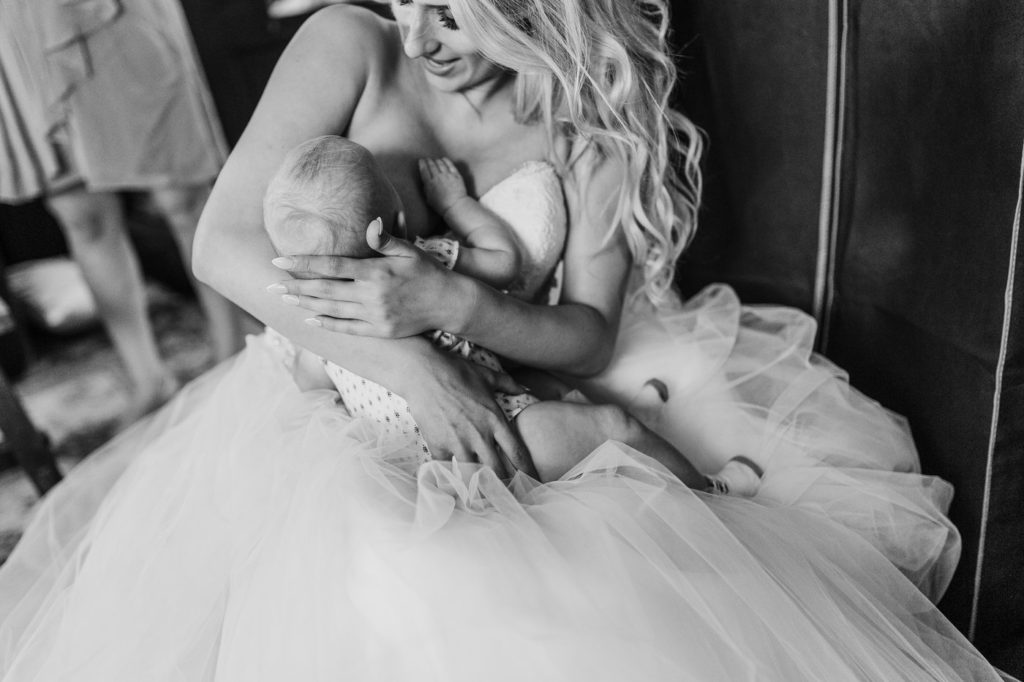 Breastfeeding Bride switches sides